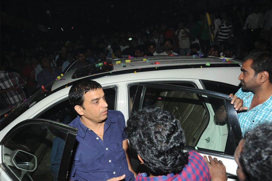 Yevadu-Trailer-Launch-at-Sandhya-70MM